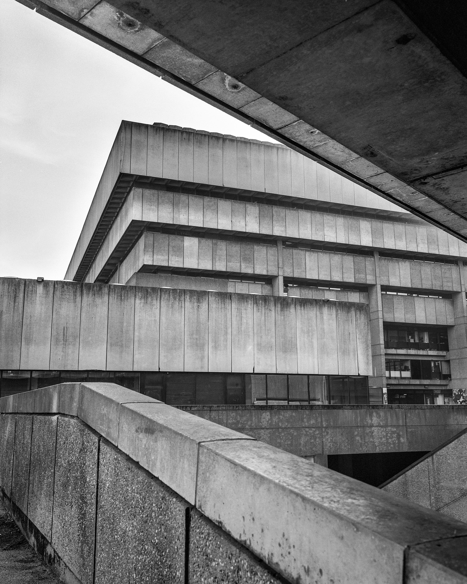 simon_phipps_birmingham_central_library_01