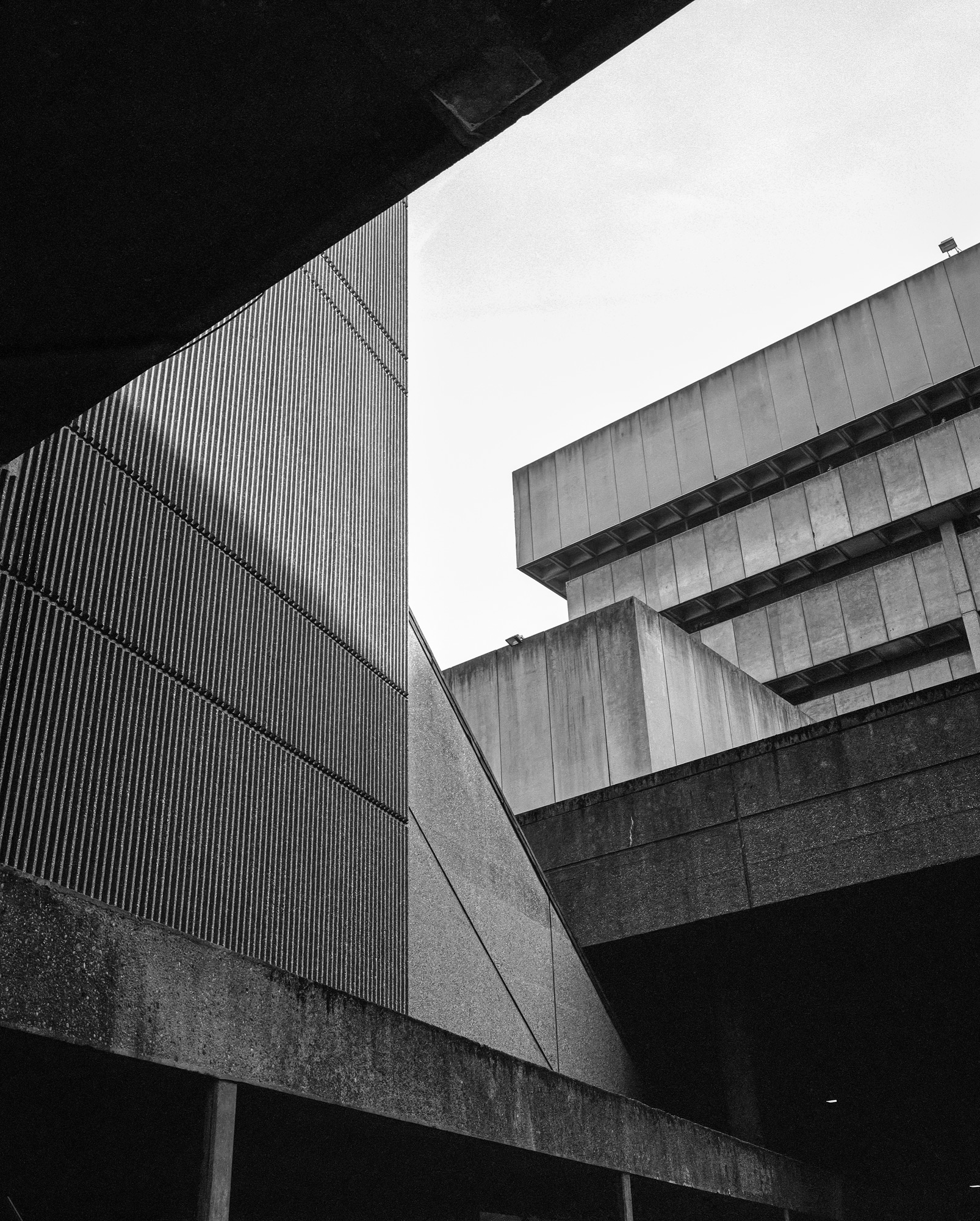 simon_phipps_birmingham_central_library_02
