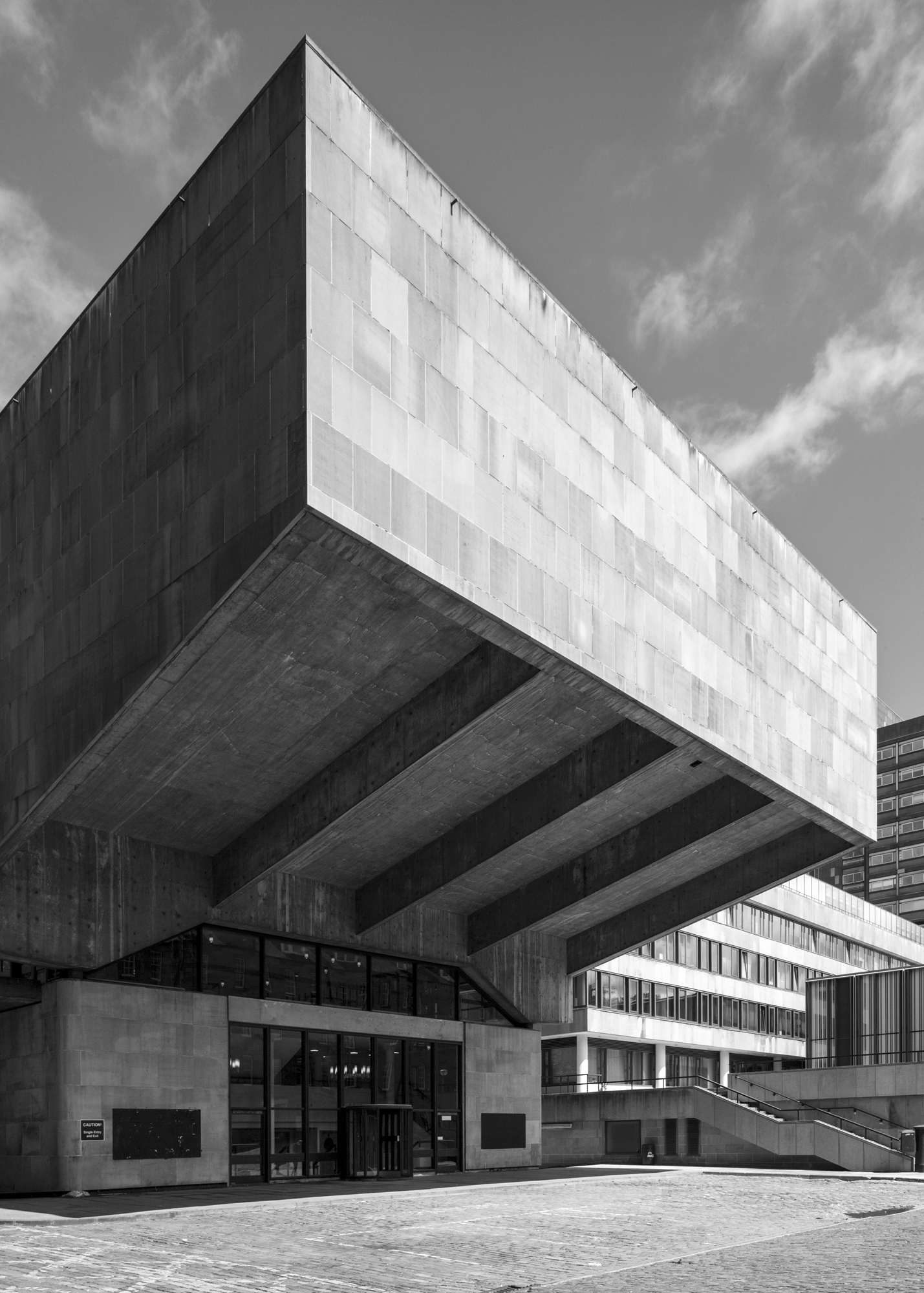 simon_phipps_george_square_theatre_edinburgh_01