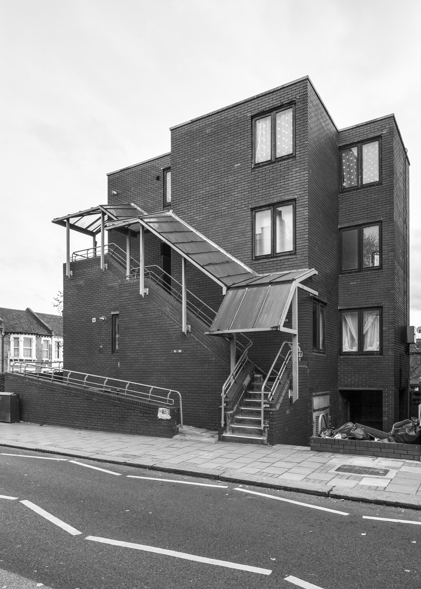 simon_phipps_mill_lane_solent_road_01