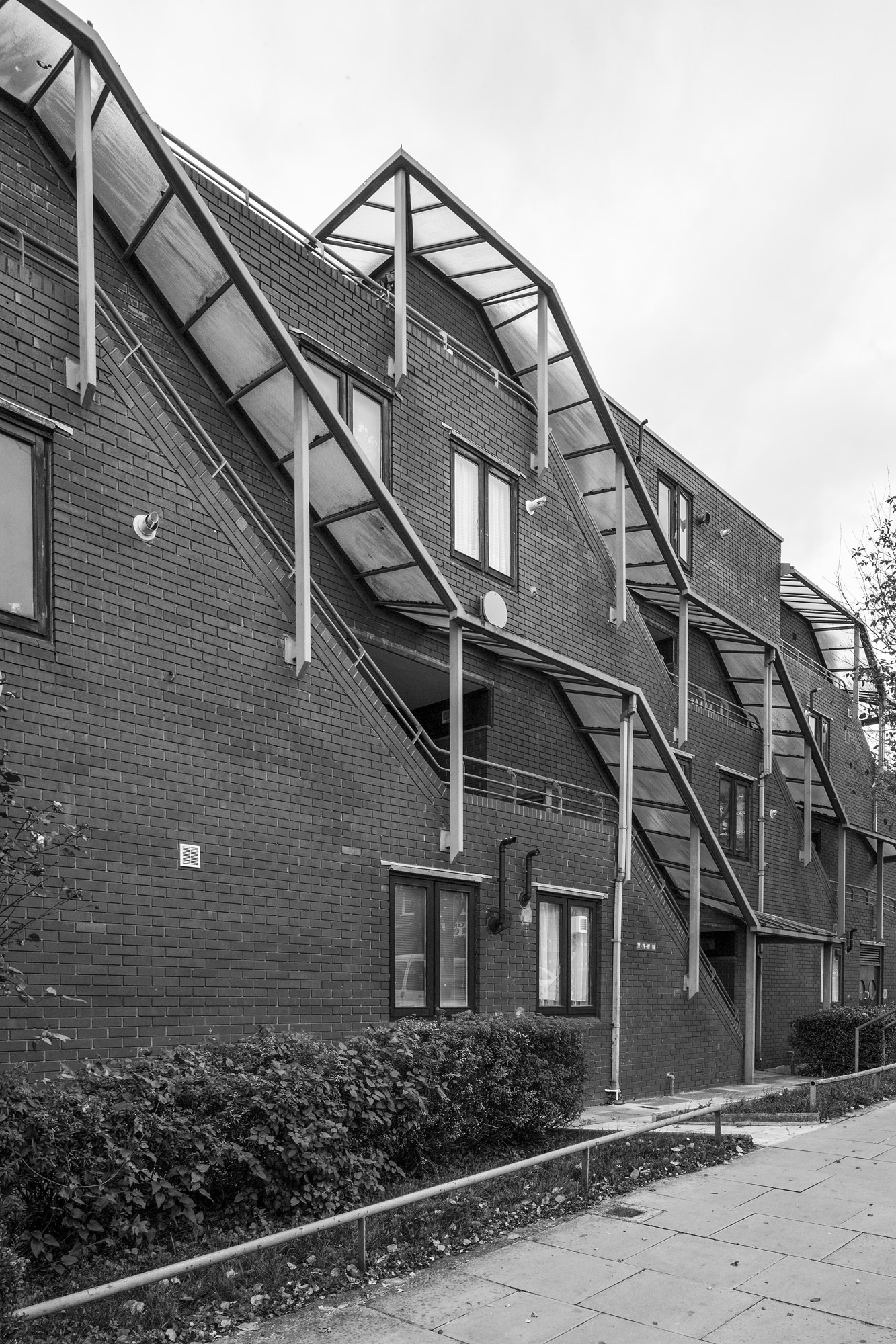 simon_phipps_mill_lane_solent_road_03