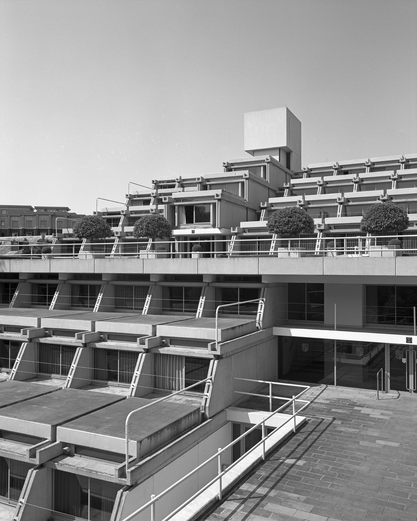 simon_phipps_new_court_01