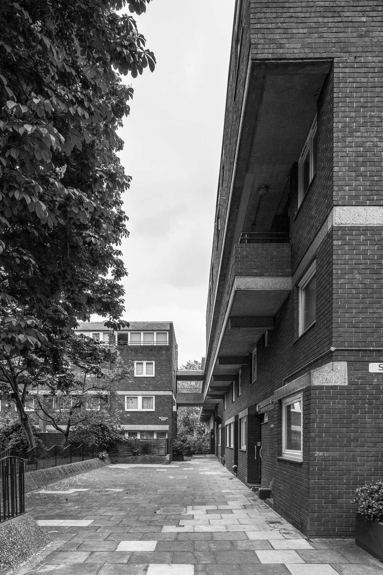simon_phipps_redbrick_estate_02