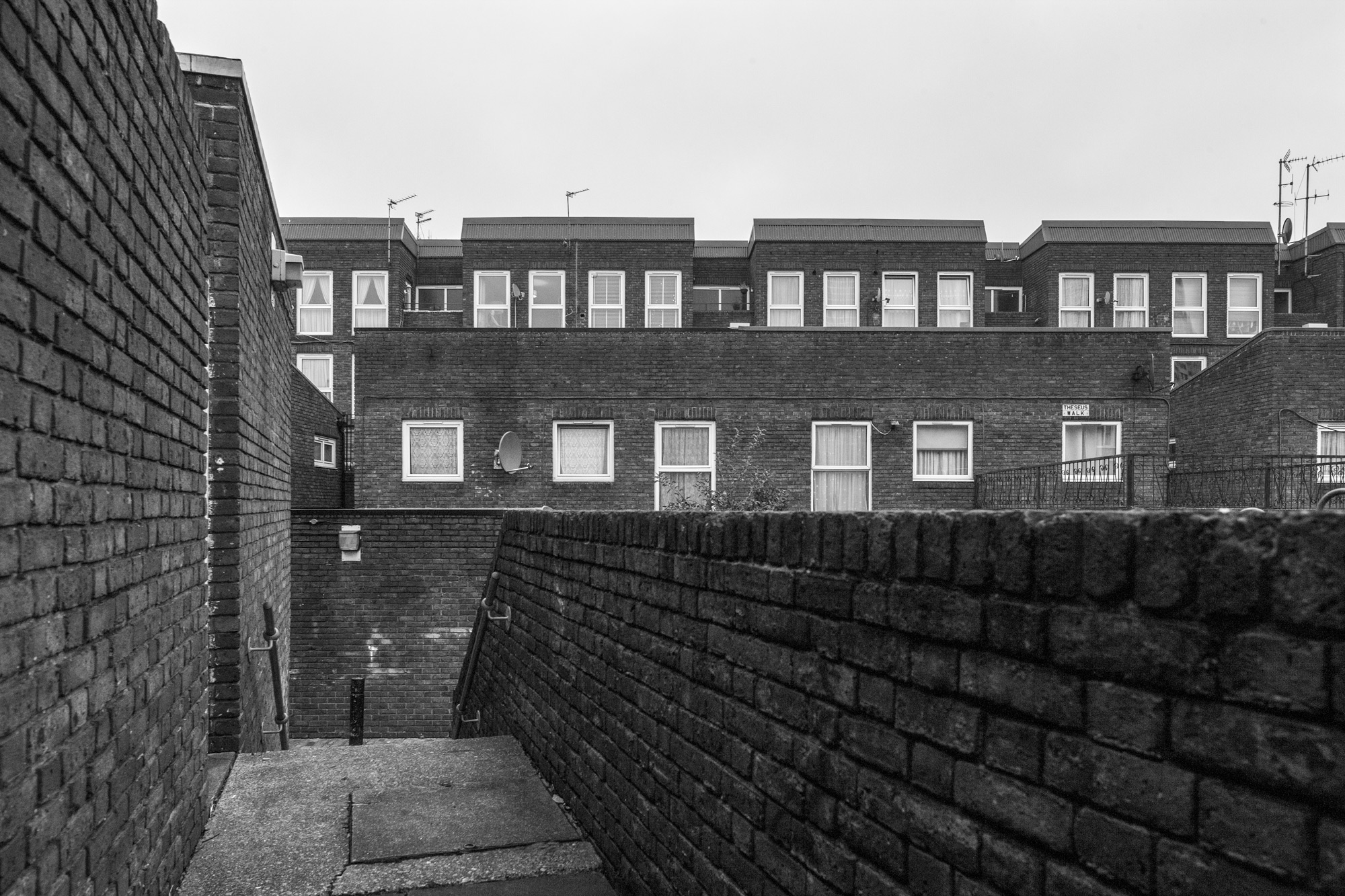 simon_phipps_theseus_walk_02