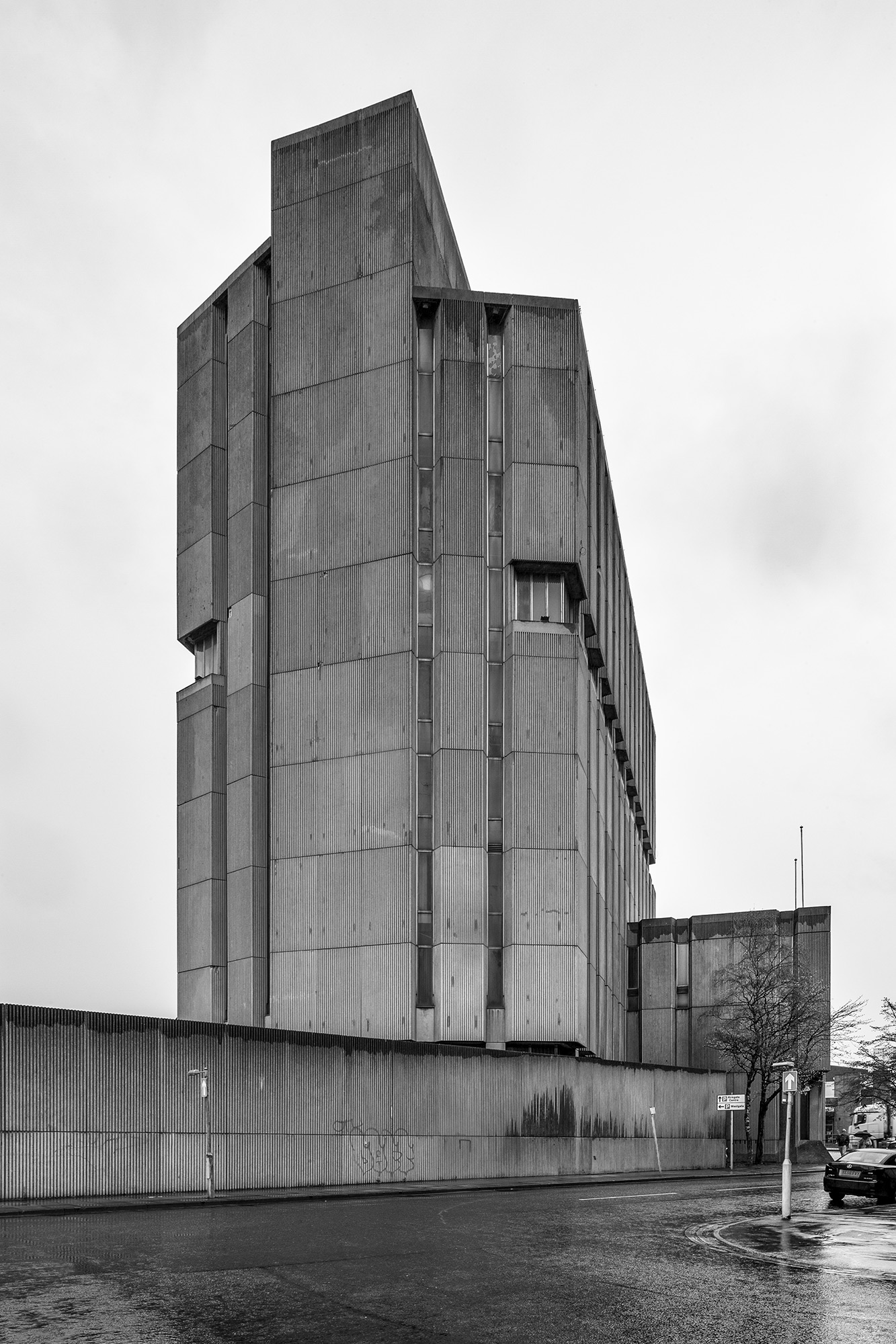 simon_phipps_bradford_highpoint_1