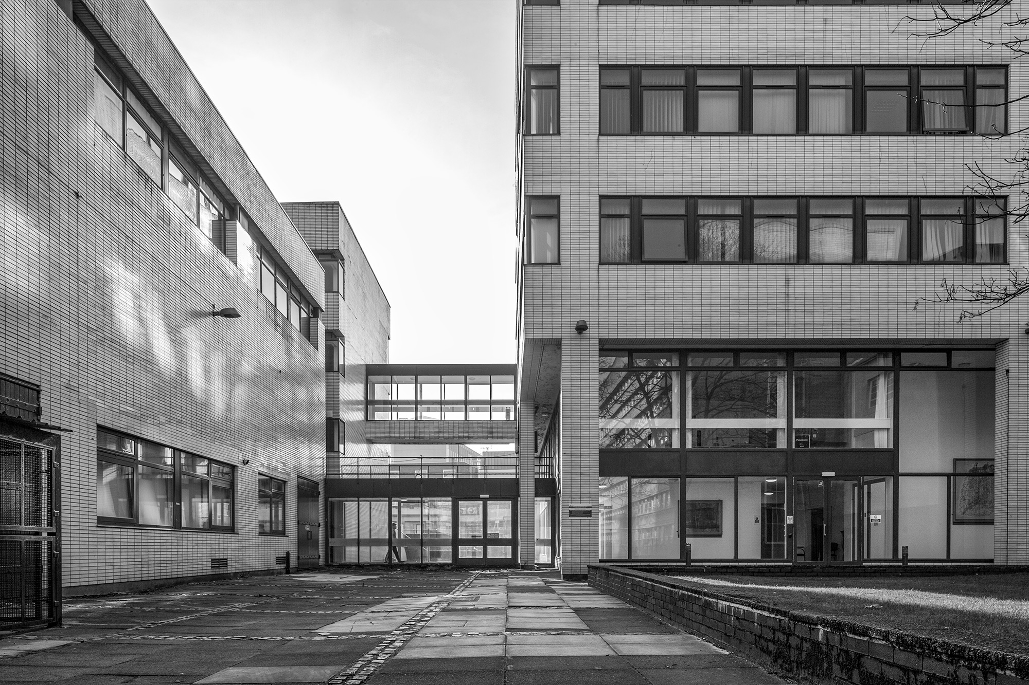 simon_phipps_department_of_electrical_engineering_liverpool_04