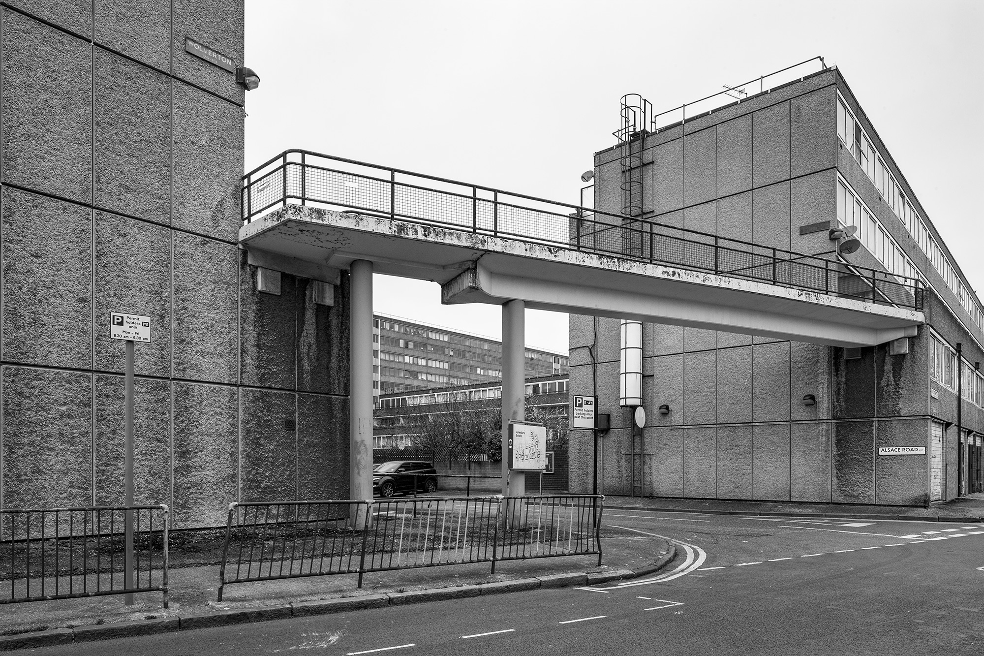 simon_phipps_aylesbury_estate_10